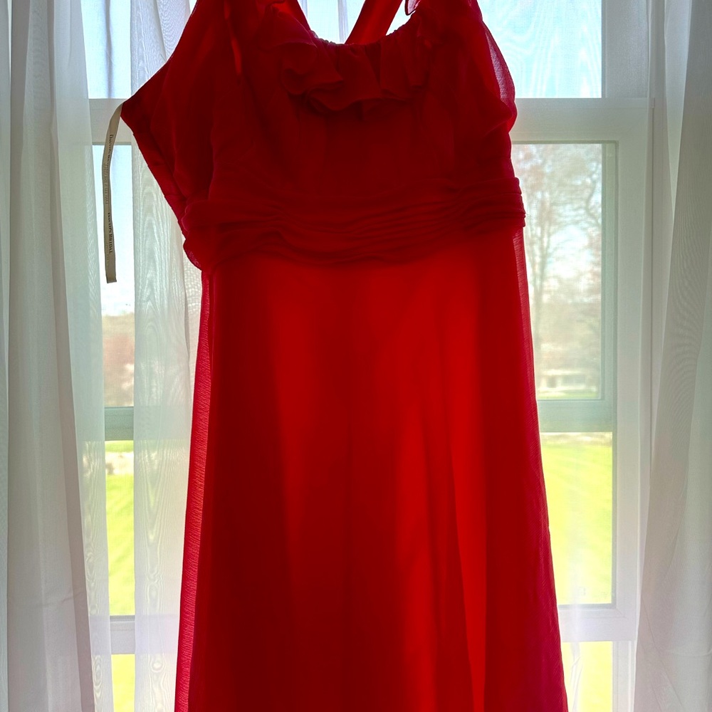 Coral chiffon dress great for Spring/Summer parties and weddings.